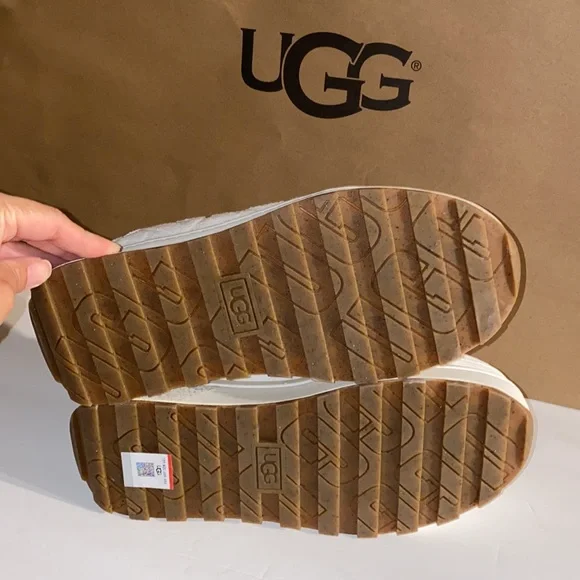 COPY - Women’s UGG Marin Lace Up Platform Shoes #9 - Picture 7 of 7
